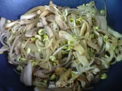 Make Pork thunder sprouts step 10