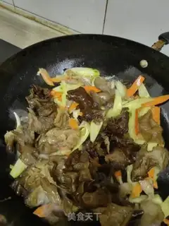 Make Meatloaf and three vegetables step 5