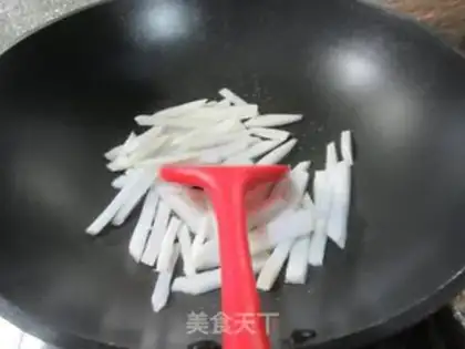 Make Shrimp radish egg soup step 4