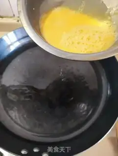 Make Onion fried eggs step 2