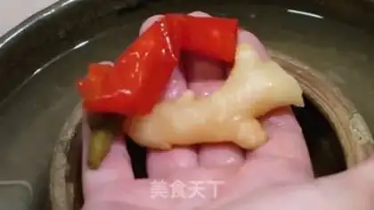 Make Chongqing fragrance step 0