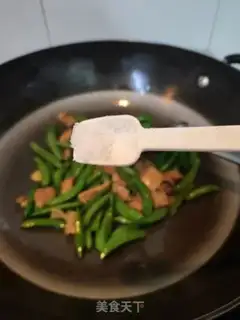 Make Pork and sweet beans step 6