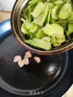 Make Five flowers for mustard step 4