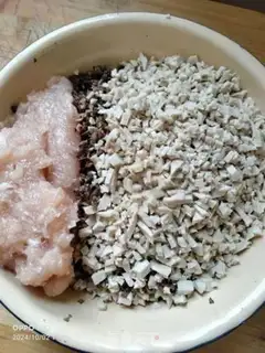 Make Chicken lamb belly dumplings step 4