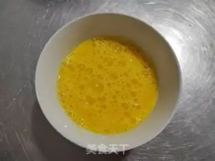 Make Mustard fried eggs step 3