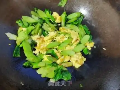 Make Mustard fried eggs step 6