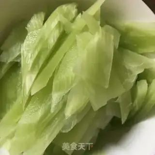 Make Garlic fried chips step 1