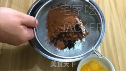 Make Black gold and tea rolls step 2