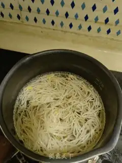 Make Spicy noodle step 2