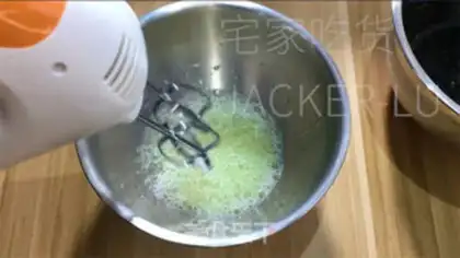 Make Black gold and tea rolls step 5