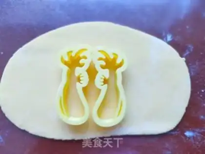 Make Steam dragon buns step 3