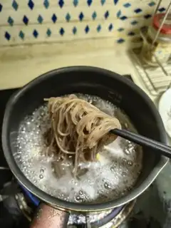 Make Spicy noodle step 4