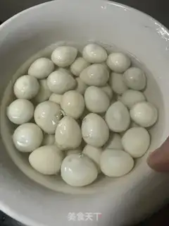 Make Battery roasted quail eggs step 1