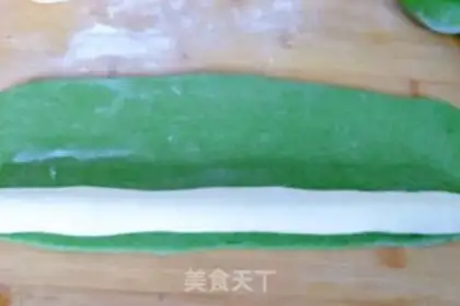 Make A fortune dumpling step 4