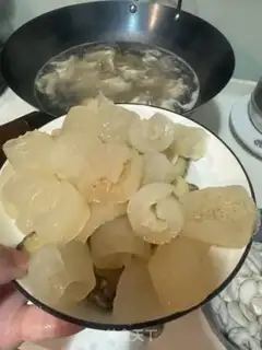 Make The abalone bean chicken soup step 2