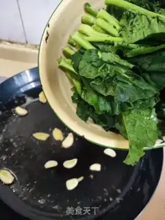 Make Fried mustard step 3