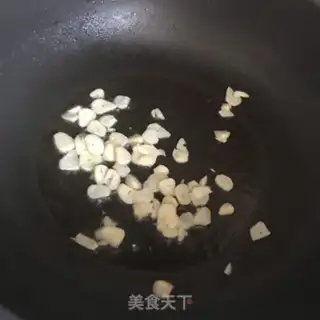 Make Garlic fried wheat step 4