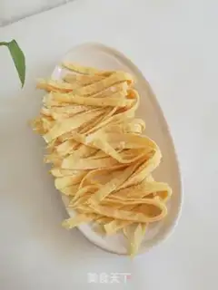 Make Frozen eggskin step 3