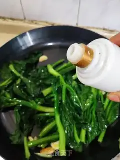 Make Fried mustard step 4