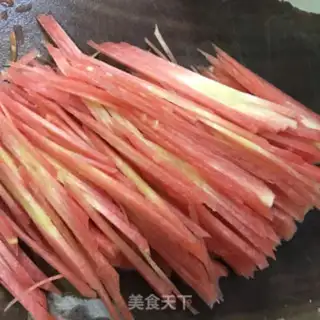 Make A red carrot fan step 0