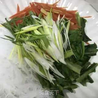 Make A red carrot fan step 5