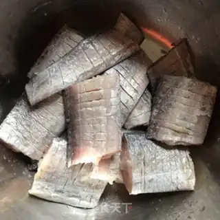 Make Dried fish step 1