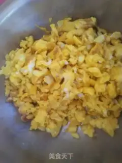 Make Onion fried eggs step 3