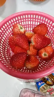 Make Strawberry Moose step 0