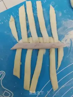 Make Flower buns step 3