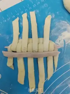 Make Flower buns step 4