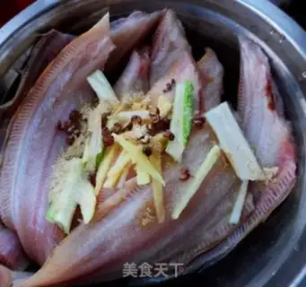 Make ♪ Fry the minnow ♪ step 1
