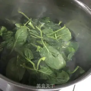 Make Low fat spinach step 1