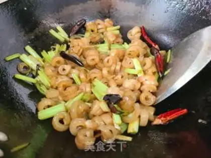 Make Celery with pig skin step 6