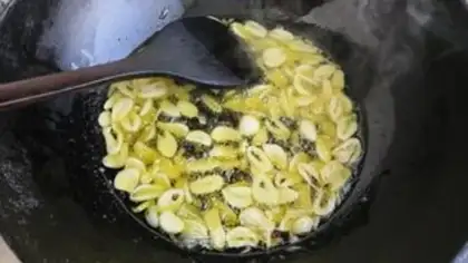 Make Olive oil for tomato step 9
