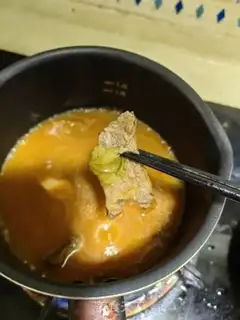 Make Red soup beef powder step 1