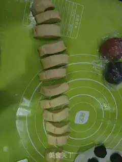 Make Color spiral souffle step 2