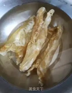 Make Sea cucumber gel claw soup step 2