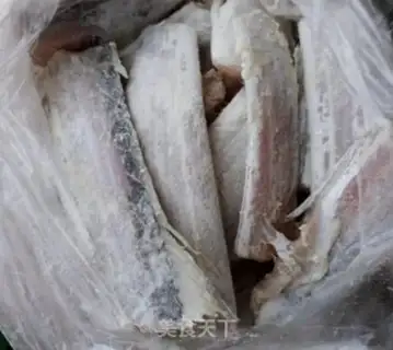 Make And the juice with the fish step 1