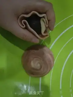 Make Color spiral souffle step 11