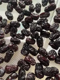 Make Blood-stained red dates step 6