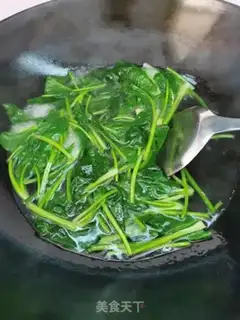 Make Spicy spinach step 4