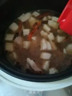 Make The red meat in the pan step 6