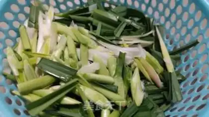 Make Celery leaves, soybeans step 4