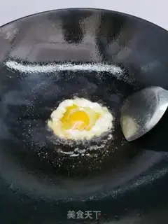 Make Fried omelet shoal step 2