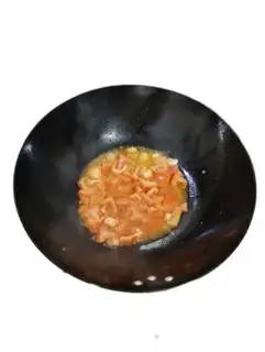 Make Tomato noodles step 1