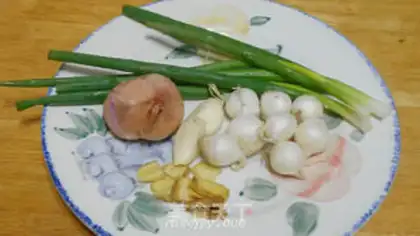 Make Onion oil step 0