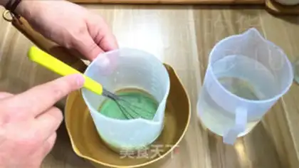 Make Three-coloured pudding step 5