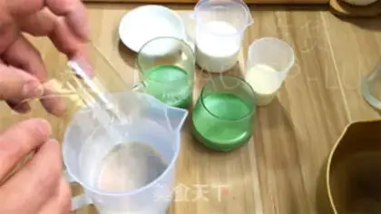 Make Three-coloured pudding step 10