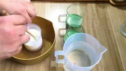 Make Three-coloured pudding step 11