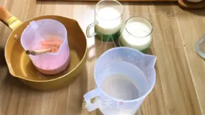 Make Three-coloured pudding step 16